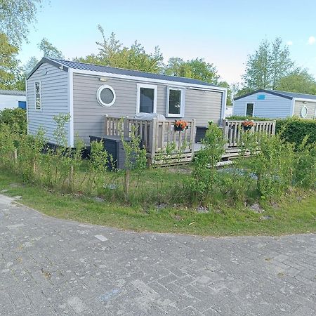 Bj Chalets - Robbengat 85 - Gezellige Chalet Op Vakantiepark Lauwersoog! Vroege Incheck! Met Airco! Eksteriør bilde