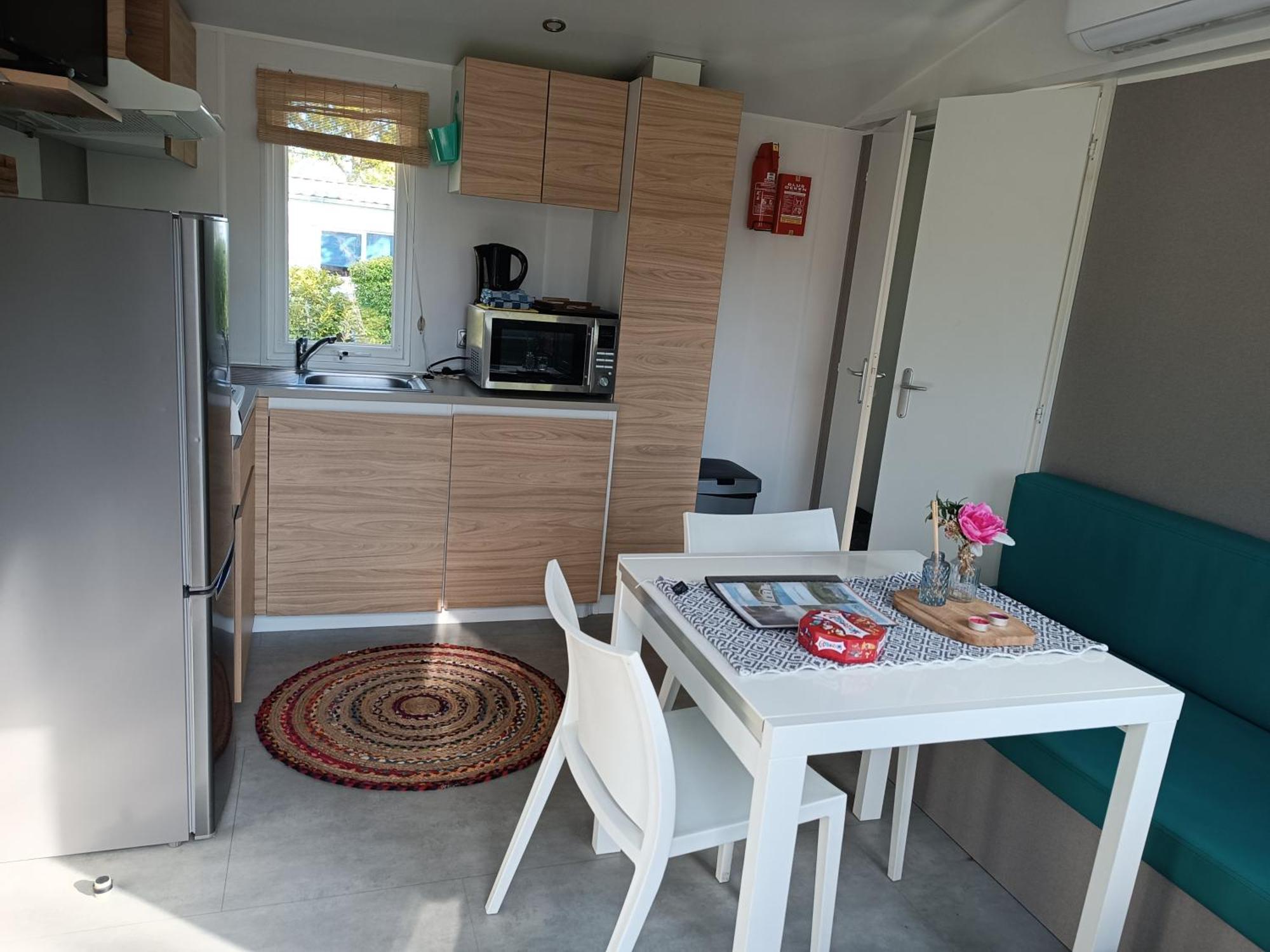Bj Chalets - Robbengat 85 - Gezellige Chalet Op Vakantiepark Lauwersoog! Vroege Incheck! Met Airco! Eksteriør bilde